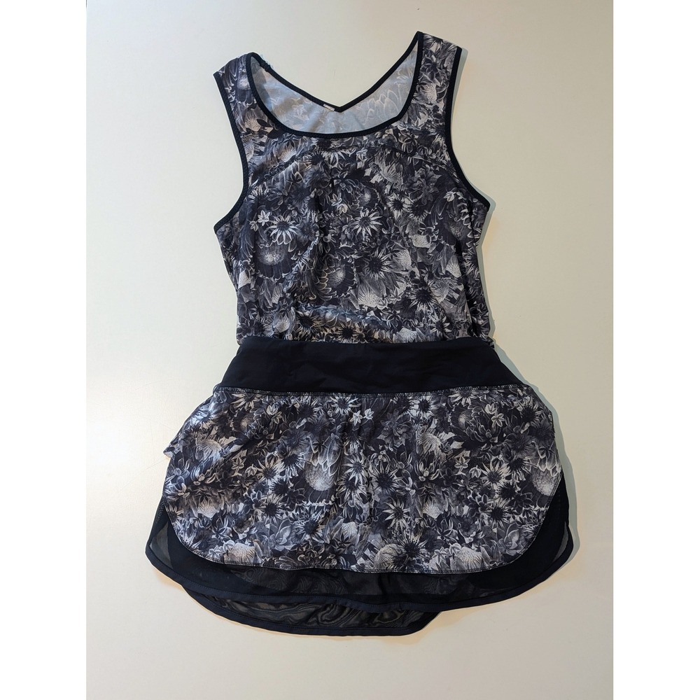 Lululemon Spring Bloom Multi 2-Piece Set Sculpt Tank & Skirt Size 10 EUC